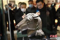 Horse-head bronze statue returns to Old Summer Palace